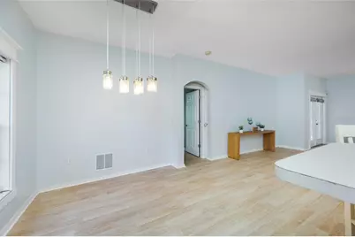 12707 Linda Drive, Tampa, FL 33612 - Photo 10