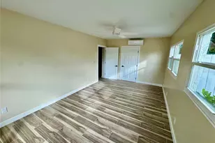 1500 Carson Cir NE, Saint Petersburg, FL 33703 - Photo 14