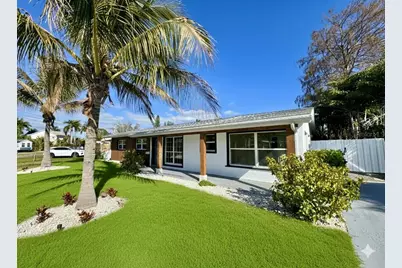 1500 Carson Circle NE, Saint Petersburg, FL 33703 - Photo 1