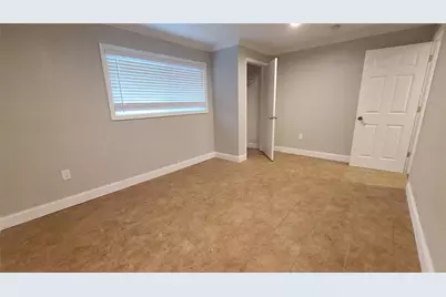 1718 Cardinal Dr, Clearwater, FL 33759 - Photo 24