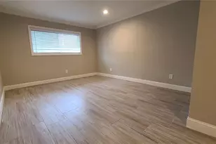 1718 Cardinal Dr, Clearwater, FL 33759 - Photo 10