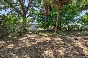 411 12th Ave E, Bradenton, FL 34208 - Photo 24