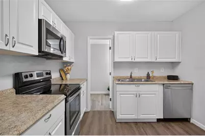 411 12th Avenue E, Bradenton, FL 34208 - Photo 4