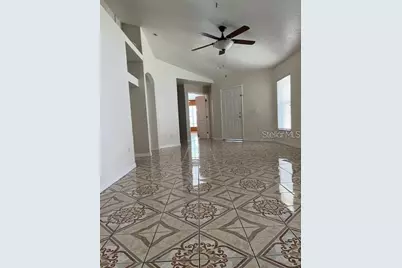 8434 Quarter Horse Drive, Riverview, FL 33578 - Photo 10