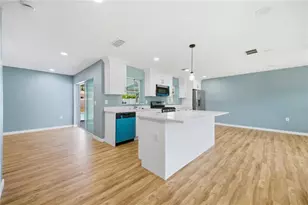 5920 Denver St NE, Saint Petersburg, FL 33703 - Photo 6