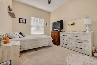 10015 6th Street N, Saint Petersburg, FL 33702 - Photo 26