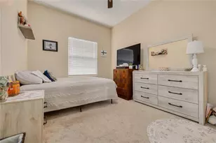 10015 6th St N, Saint Petersburg, FL 33702 - Photo 26