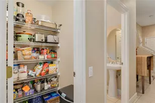10015 6th St N, Saint Petersburg, FL 33702 - Photo 14