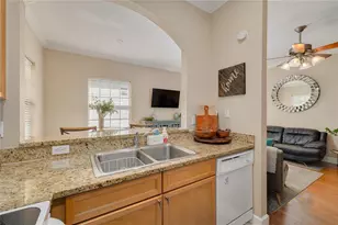 10015 6th St N, Saint Petersburg, FL 33702 - Photo 12