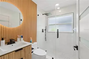 12041 68th St, Largo, FL 33773 - Photo 42