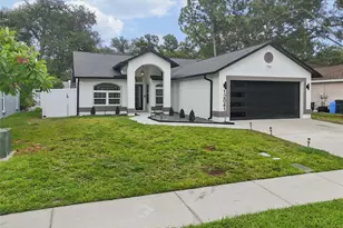 12041 68th St, Largo, FL 33773 - Photo 4