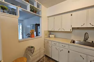 2331 Finlandia Ln, Clearwater, FL 33763 - Photo 10