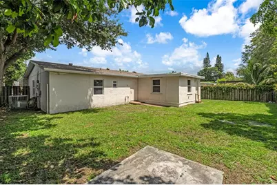 405 SW 77th Avenue, North Lauderdale, FL 33068 - Photo 28