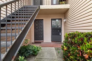 7873 Niagara Ave, Tampa, FL 33617 - Photo 1