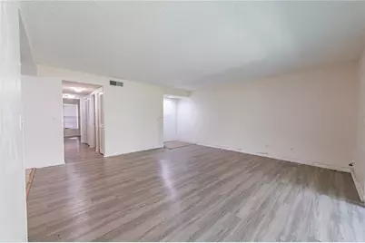 7873 Niagara Avenue #1803, Tampa, FL 33617 - Photo 8