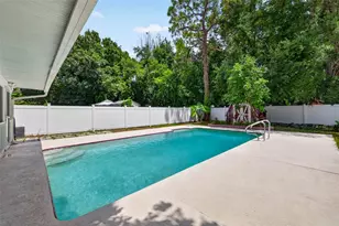6172 59th Pl N, Saint Petersburg, FL 33709 - Photo 26