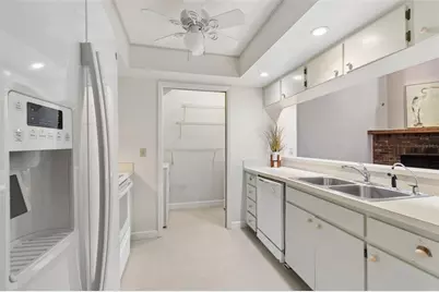 609 Green Valley Road #I2, Palm Harbor, FL 34683 - Photo 18