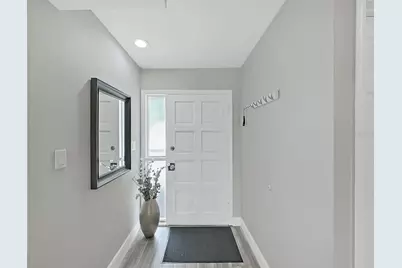 433 S Paula Drive #18, Dunedin, FL 34698 - Photo 4