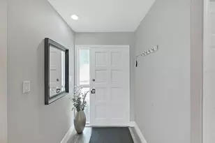433 S Paula Dr, Dunedin, FL 34698 - Photo 4