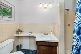 8161 22nd Ave N, Saint Petersburg, FL 33710 - Photo 18