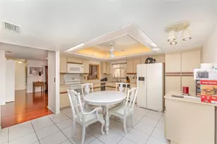 4240 Creekwood Ln, Mulberry, FL 33860 - Photo 2
