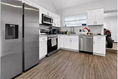 303 W 5th Street, Lakeland, FL 33805 - Photo 16
