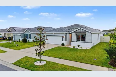 7815 Wheat Stone Drive, Zephyrhills, FL 33540 - Photo 38