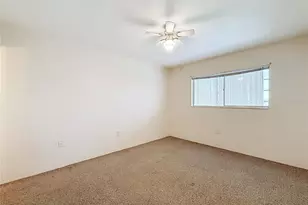 8101 113th St, Seminole, FL 33772 - Photo 14