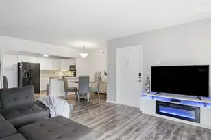 1179 Pine Ridge Cir W, Tarpon Springs, FL 34688 - Photo 4