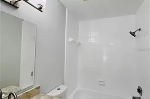 4013 Dream Oak Pl, Tampa, FL 33613 - Photo 8