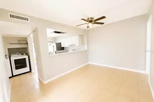 5104 Springwater Ct, Tampa, FL 33624 - Photo 4