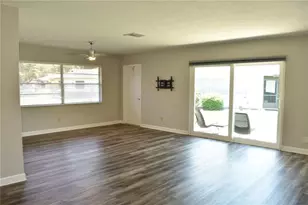 2005 Halmrock Pl, Sun City Center, FL 33573 - Photo 10