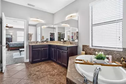 2823 Colewood Lane, Dover, FL 33527 - Photo 18