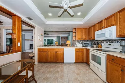13940 87th Avenue, Seminole, FL 33776 - Photo 14