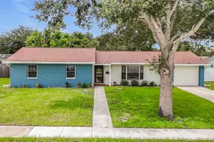514 W Hilda Dr, Brandon, FL 33510 - Photo 2