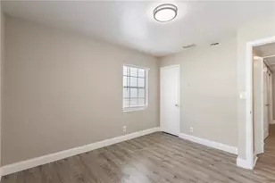 320 E Althea Ave, Tampa, FL 33612 - Photo 16