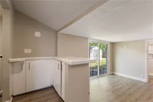 320 E Althea Ave, Tampa, FL 33612 - Photo 10