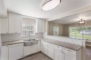 320 E Althea Ave, Tampa, FL 33612 - Photo 6
