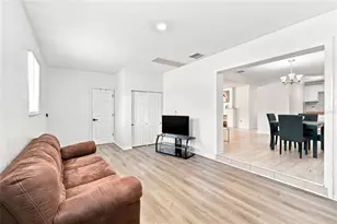 4015 Riverhills Dr, Tampa, FL 33617 - Photo 22