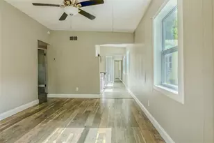 2553 18th Ave N, Saint Petersburg, FL 33713 - Photo 2
