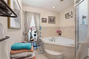 1818 Dolphin Blvd S, Saint Petersburg, FL 33707 - Photo 40