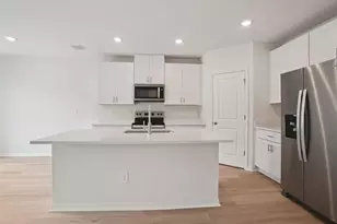 17661 Olive Thorn Dr, Brooksville, FL 34601 - Photo 6
