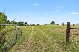 10239 Lyons Ave, Lithia, FL 33547 - Photo 32