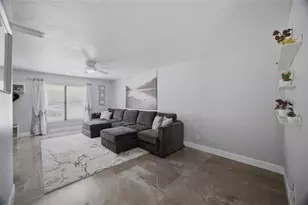 7003 Larimer Ct, Tampa, FL 33615 - Photo 8