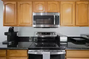 7003 Larimer Ct, Tampa, FL 33615 - Photo 12