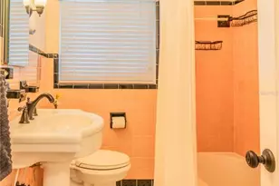 131 Valencia Dr, Dunedin, FL 34698 - Photo 38