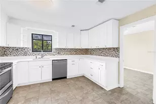 5403 Sweetwater Terrace Cir, Tampa, FL 33634 - Photo 10