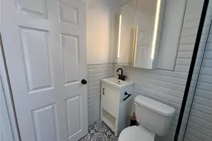 142 6th Ave N, Saint Petersburg, FL 33701 - Photo 18