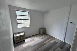 142 6th Ave N, Saint Petersburg, FL 33701 - Photo 6