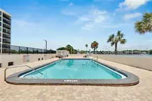 7100 Sunshine Skyway Ln S, Saint Petersburg, FL 33711 - Photo 16